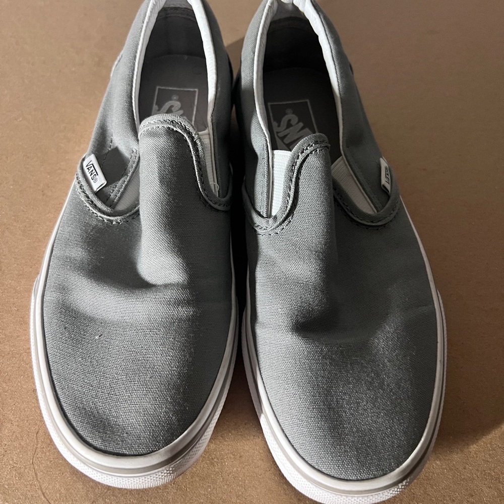 Vans Classic Gray Slip-On Shoes,  New, Size 7 women’s